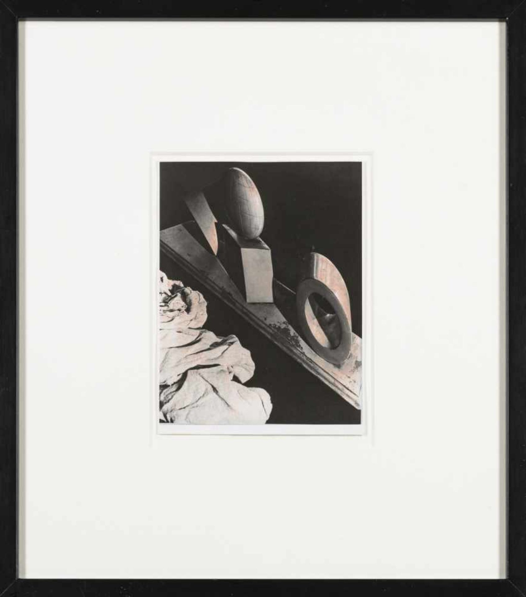 Man Ray - Bild 2 aus 4