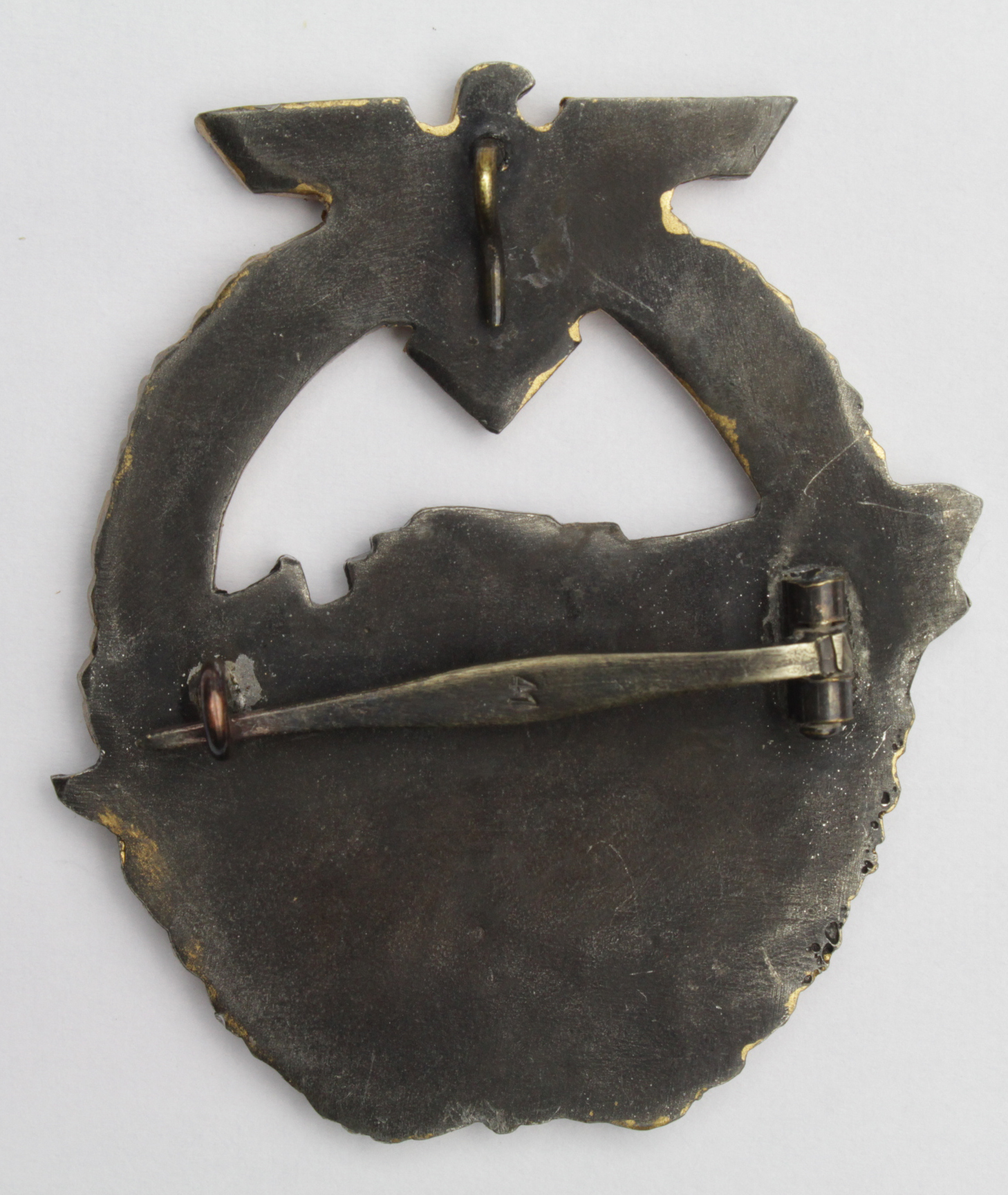 German Kriegsmarine E Boat badge 2nd type, 41 stamped maker mark on pin, with hook - Image 2 of 2