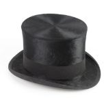 Georgian top hat by R. W. Forsyth, Edinburgh, inner dimensions 20.5cm x 16cm approx.