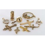 Mixed lot of 9ct Gold Crosses/Pendants and Charms 11.8g