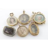 Collection of 9ct Gold /Yellow metal Photographic and Hair Memorial Brooches weight 35.8g (5)