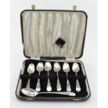 Boxed composite set of seven Aberdeen silver spoons, all c.1790, comprising five Old English