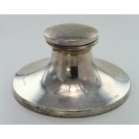 Silver inkwell with weighted base (broken liner) hallmarked Birmingham 1919 weight 9.72oz