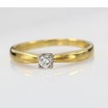 18ct Gold Solitaire Diamond Ring approx 0.10ct weight size Q weight 3.7g