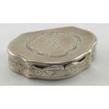Victorian silver snuff box, Lion armorial on lid hallmarked D.P. (David Pettifor (possibly))