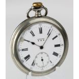 Gents white metal cased open face pocket watch by Longines (circa 1916). The white dial with roman
