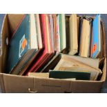 World lot in a banana box, various albums / stockbooks, album leaves. Emphasis on older material