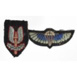 SAS cap badge and chest wings cloth backed. (2)