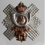 Badge - Highland Light Infantry Officer's silver & gilt sweetheart/side-cap badge. Hallmarked HT