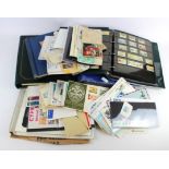 British Commonwealth range in albums and loose, covers, packets, etc. Noted UM New Zealand sets