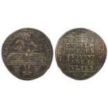 English jeton depicting a gentleman in Tudor clothing standing at his accounting board, reverse