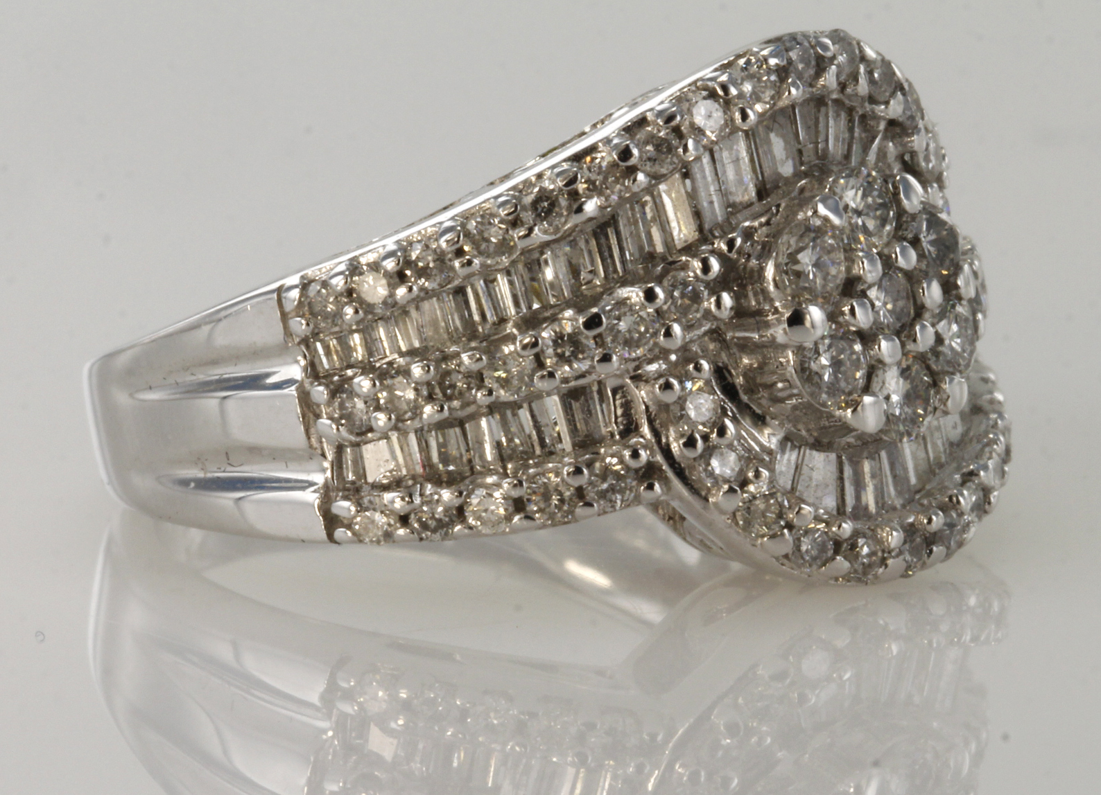 14ct white gold diamond cluster ring with central seven stone daisy cluster surrounded by a row of - Image 3 of 3
