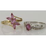 9ct white gold pink sapphire and diamond ring, finger size M, weight 2.1g. 9ct yellow gold pink