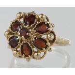 9ct hallmarked Gold Garnet set Ring size M weight 4.0g