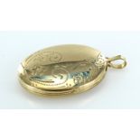 9ct Gold hallmarked Locket weight 15.5g