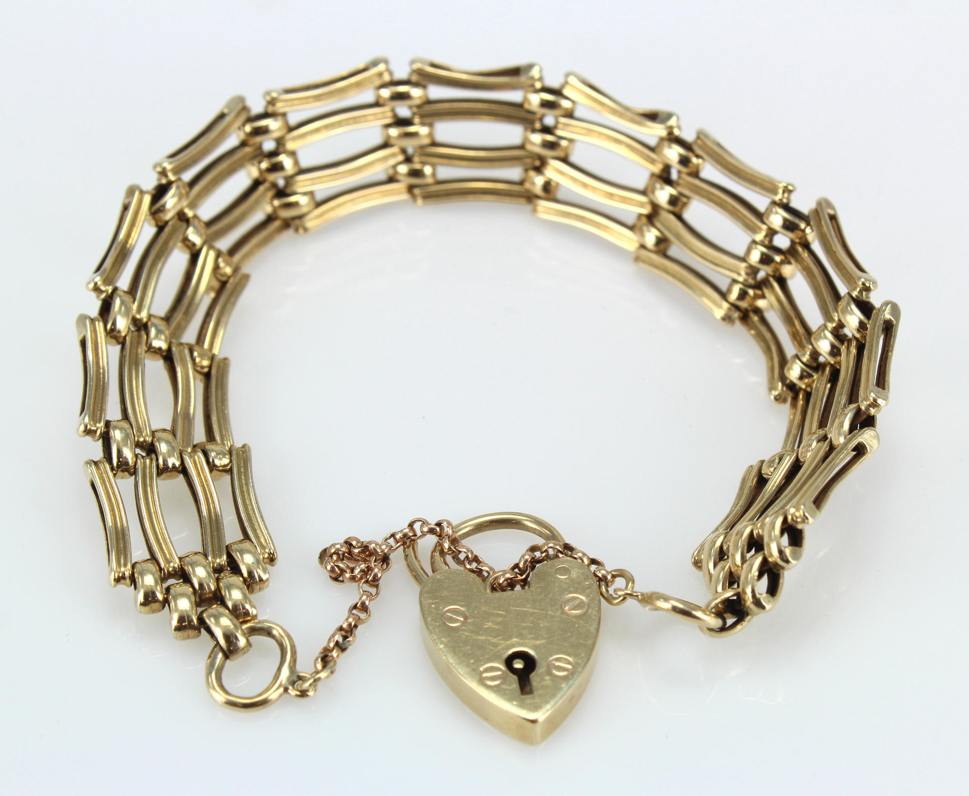 9ct gold four bar gate bracelet, weight 18.7g