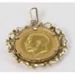 George V Sovereign dated 1912 in a 9ct pendant mount. Total weight 10.1g