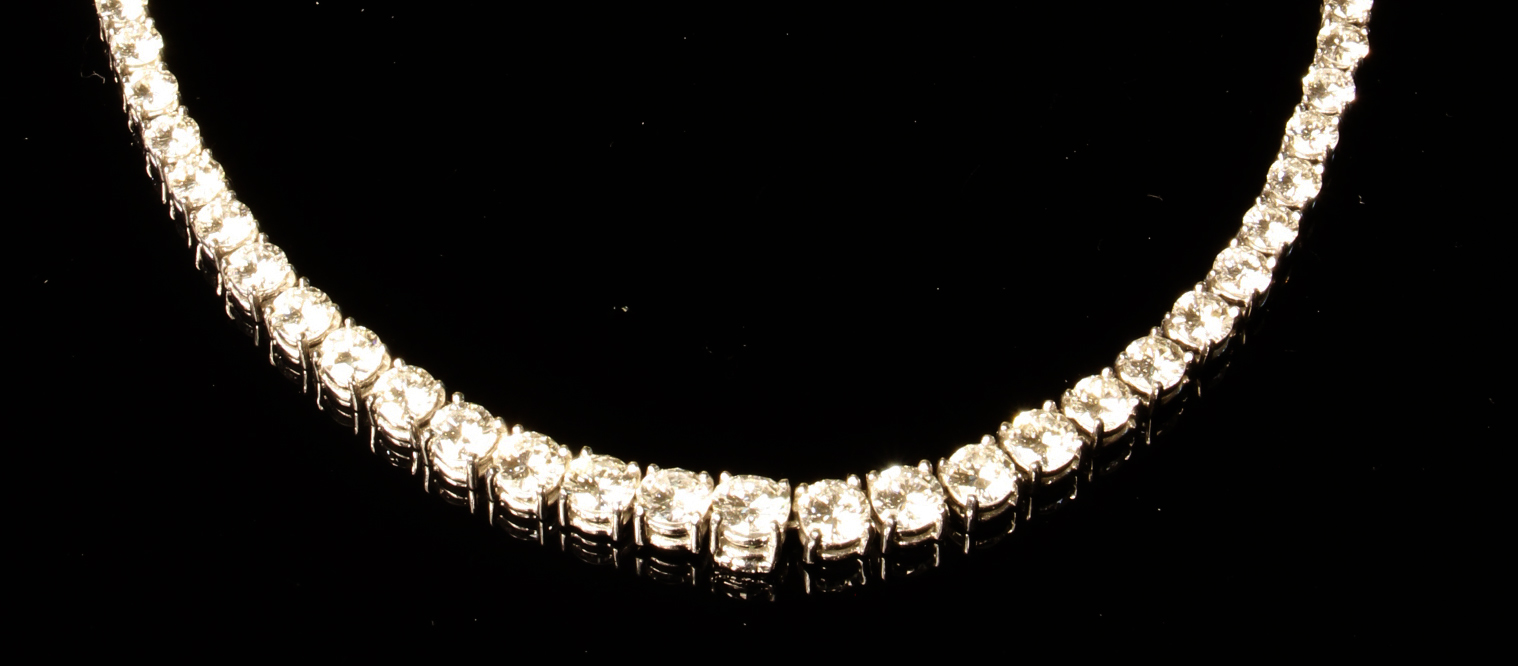 18ct white gold graduated diamond tennis style necklace consisting of eighty nine round brilliant - Image 6 of 6