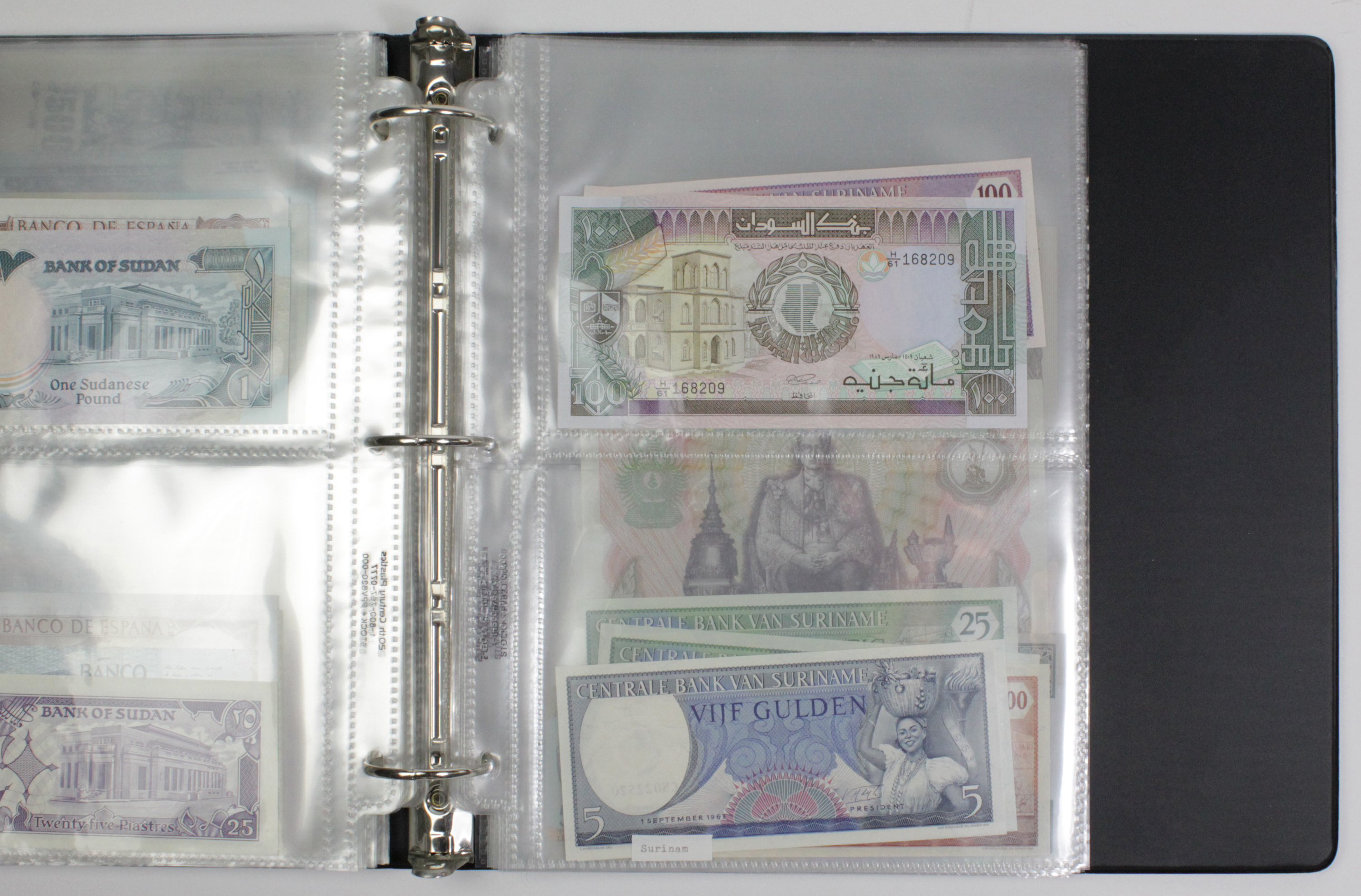 World notes (136) in an album including Burma, Netherlands, Norway, Muscat & Oman, Qatar, Saudi - Image 2 of 4