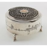 Russian silver & niello dressing table ring box in the Egyptian taste - has a filigree, unmarked