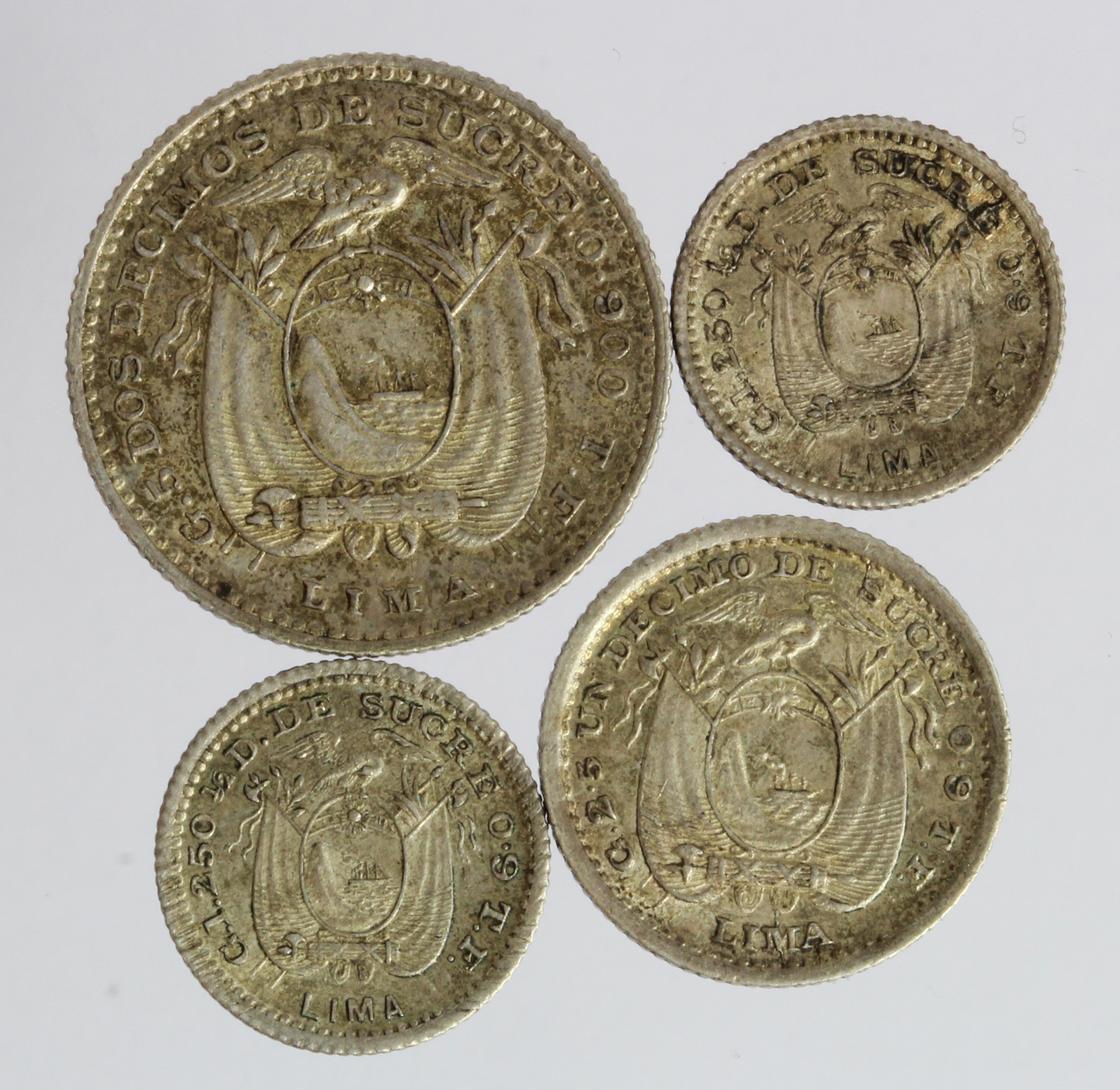 Ecuador Silver (4): 2-Decimos 1892 TF EF, Decimo 1893 TF EF, and 2x 1/2 Decimo 1893 TF GEF - Bild 2 aus 2