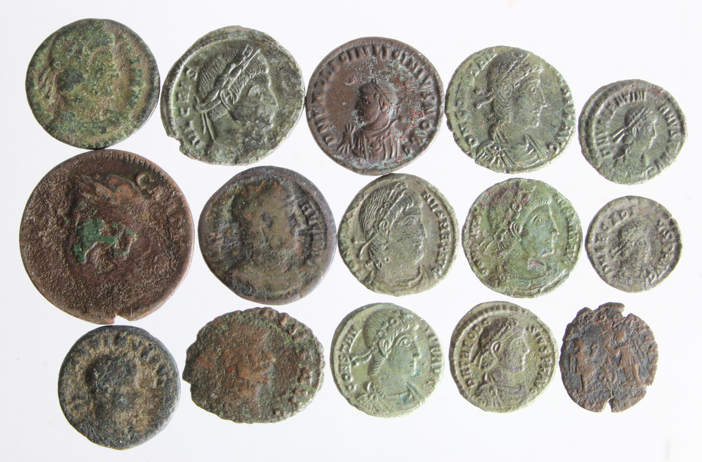 Late Roman Imperial bronzes, these of mixed module x 15, GF to VF [15]