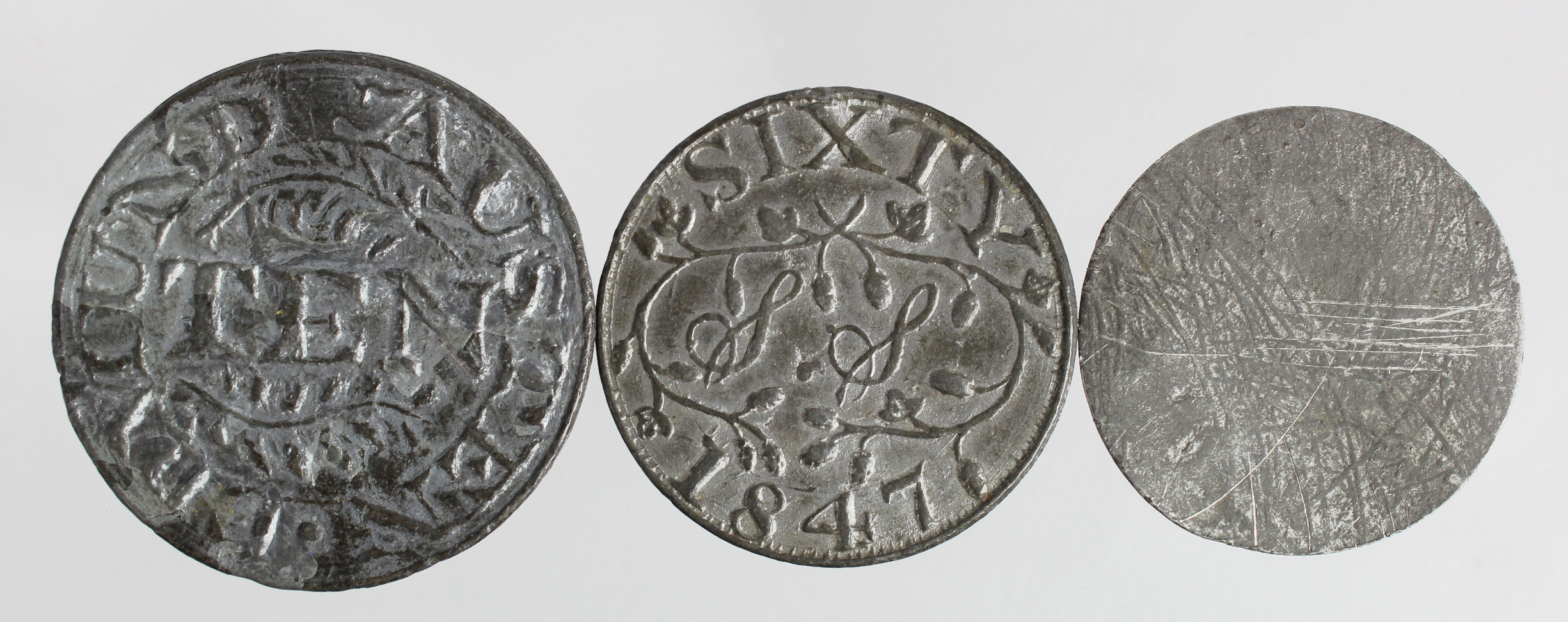 Hop Tokens (3): Edmund Austin 120 Bushels, Henderson 19 VF; W. Piper 60 Bushels, Henderson 407 - Image 2 of 2