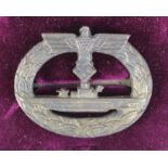 German U-Boat War Badge with feint Fo maker mark in fitted case