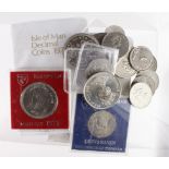 Isle of Man (19) cupro-nickel coinage and Crowns, plus 2x 1971 'wallet' sets.
