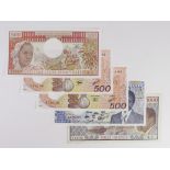 Gabon (5), 1000 Francs dated 1st January 1985 good EF, 500 Francs dated 1st January 1985 (2) one