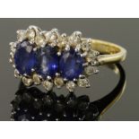 18ct Gold hallmarked Sapphire and Diamond Ring size M weight 5.6g
