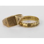 Two 9ct yellow gold rings, one signet ring, finger size S, weight 3.0g. 9ct patterned band ring,
