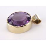 9ct hallmarked Gold Amethyst Pendant weight 6.2g