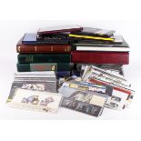 GB - large collection of Presentation Packs c1965 to 2006 (approx 330), Prestige Booklets Wedgwood