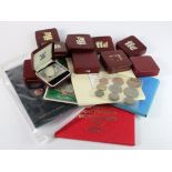 GB commemorative coins, presentation packs and sets (18) 1970s - 2008; 11 of these are cased proof