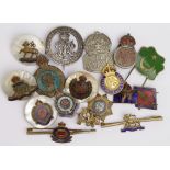 Military pin badges, WW1 and WW2 interest. (approx 16)