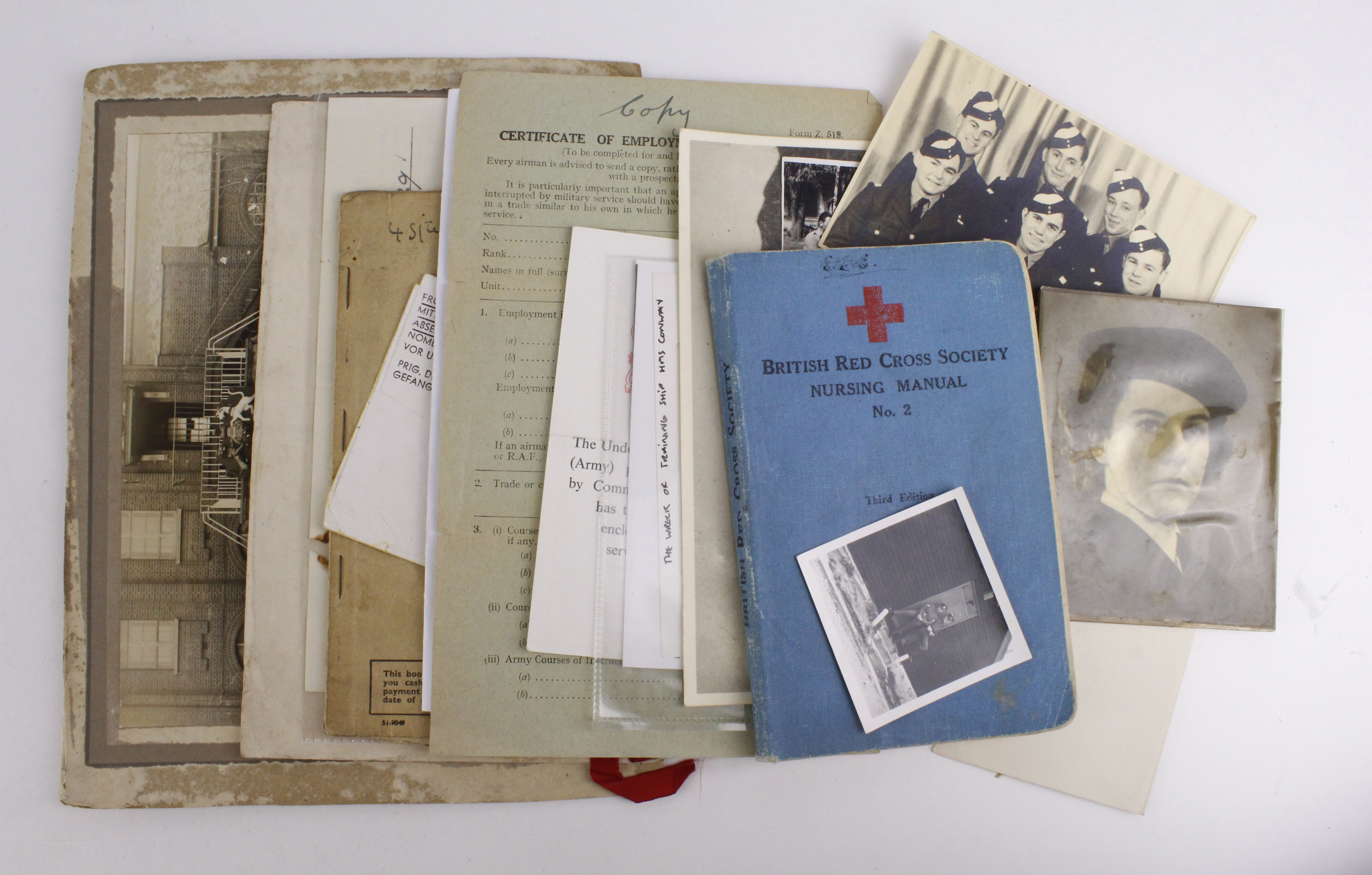 Ephemera assorted WW1 & WW2 documents, photos etc.