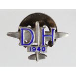 Badge a De Havilland 1940 possibly unmarked silver, with Mosquito outline, nice badge