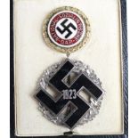 German Golden Party badge No.30189, Deschler & Sohn, in fitted case with a 1923 early Party member