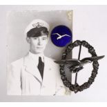 German Luftwaffe Glider Pilots badge and Civil Glider Pilot badge, along with photograph