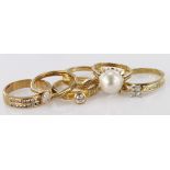 Job lot of Yellow metal Diamond and Pearl set Rings marked 18ct/750 weight 19.9g (6)