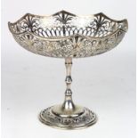 Silver sweet dish, hallmarked Sheffield 1912 by Mappin & Webb. Approx 8.25oz