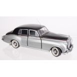 Franklin Mint 1:24 scale Rolls Royce Silver Cloud I precision model, contained in original