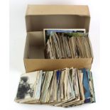 Shoebox housing mixed vintage & modern collection   (approx 650 cards)