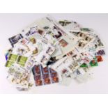 GB - decimal commemoratives unmounted mint accumulation No.1. All are Gutters, traffic lights or