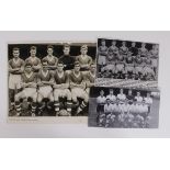 Cardiff City team b&w photo 8"x6" of 1st team line up. For club trial match 17/8/1957, notes to