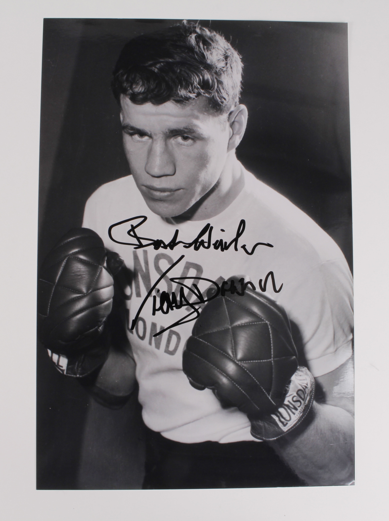 Boxing excellent high quality b&w photo 12"x8" hand signed by Terry Downes. He held the World