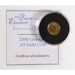 Guernsey 1/25th oz gold Queen Mother £5 mini coin 2000 BU in capsule with cert and packet.