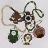 Horse Racing Passes/Badges (5) comprising one 1904 bronze Hamilton Park Club, 2 Sandown Park Club