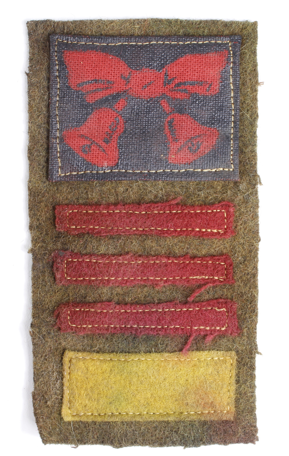 Badges cloth divisional a WW2 set, unknown, service worn.